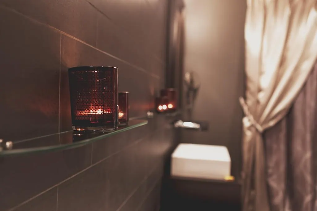 Secret Suites Brussels 3*,  Бельгия